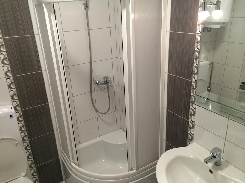 Prenociste Gazela Bed and Breakfast Pirot Værelse billede