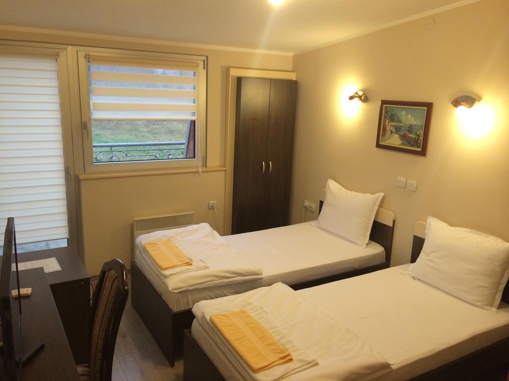Prenociste Gazela Bed and Breakfast Pirot Værelse billede